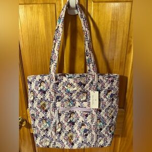 Vera Bradley, Disney large tote Belle Princess